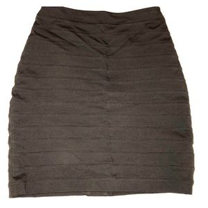 Express like new bodycon skirt in gray